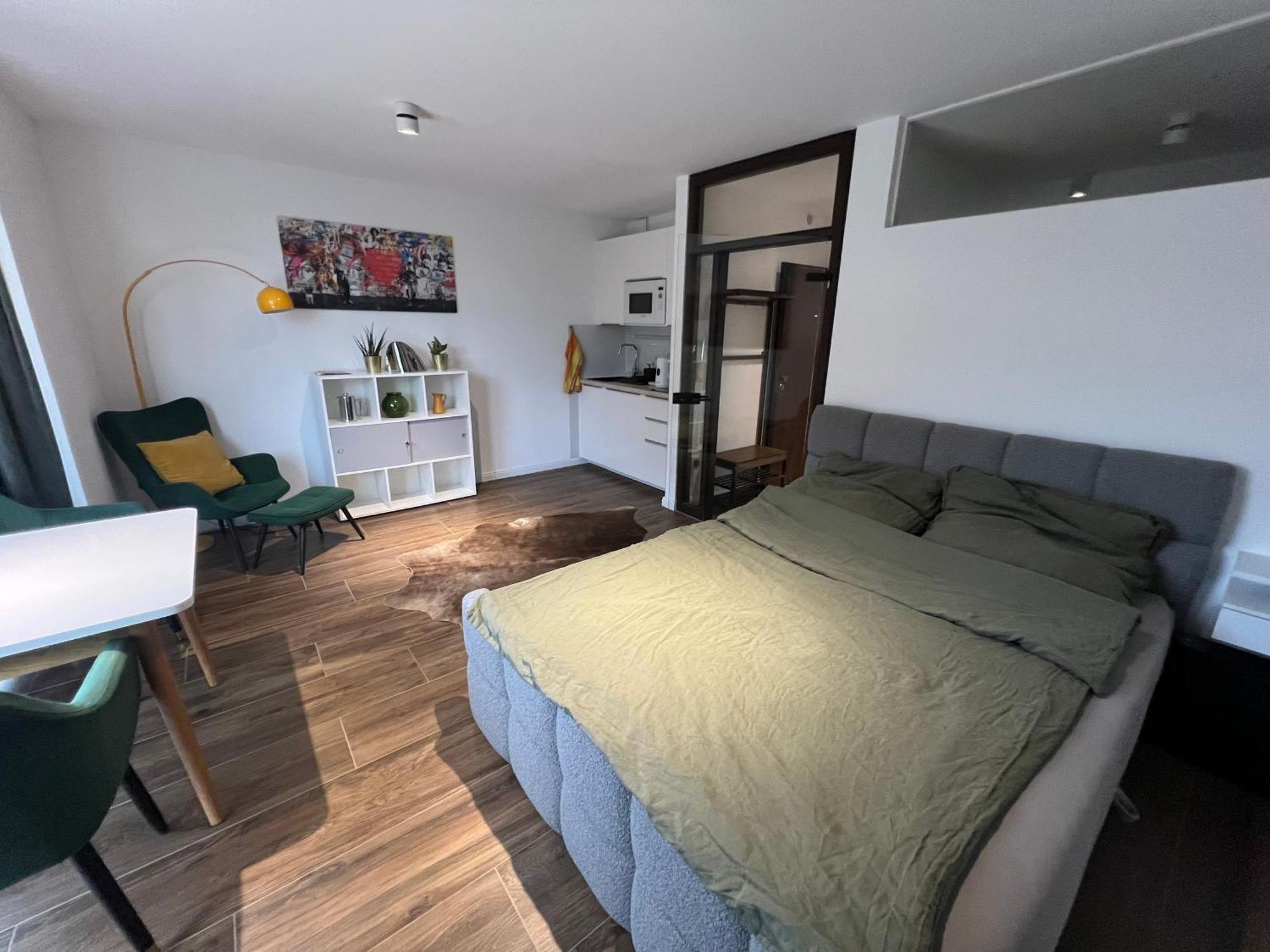 Studio 7 City Lage Mit Garage Naehe Koeln Bonn Ζίγκμπουργκ Εξωτερικό φωτογραφία